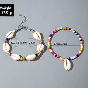 Détail de bracelets de cheville bohèmes en perles et coquillages avec mesures et extension