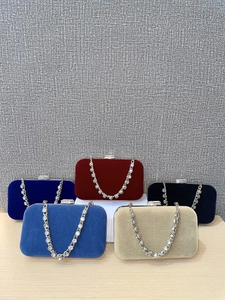 Elegant velvet rhinestone clutch bags in five colors for evening parties and banquets