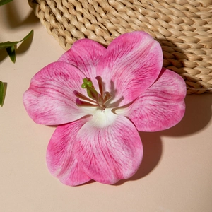 Accessoire cheveux tête de fleur en polyester imprimé 3D avec pétales dégradé rose