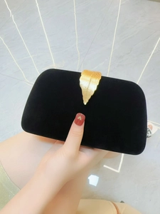 Women Velvet Evening Clutch Bag Gold Leaf Metal Clasp Elegant Party Wedding Formal Handbag Crossbody With Chain Strap