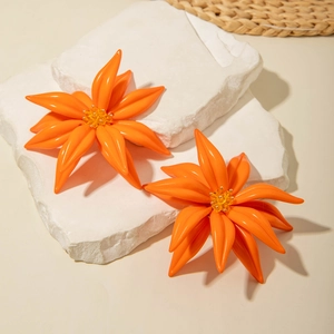 Grandes boucles d'oreilles fleurs orange en résine style vintage pour femmes avec perles