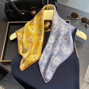 Elegant two-tone silk scarf with mandala print and classic paisley pattern for women