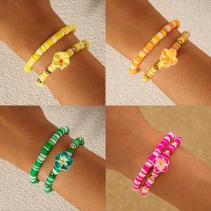 Bracelets De Perles Heishi En Pâte Polymère Bohème Avec Pendentif Fleur De Plumeria En Résine Et Perles En Alliage D'or Pour Femme