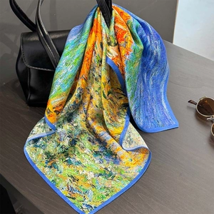 Foulard en soie de mûrier 100% style peinture à l'huile sur un sac à main en cuir noir luxe