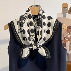 Square Scarf Polka Dot Flower Print Satin Like Polyester Neck Scarf For Women Elegant Fashion Head Scarf Wraps