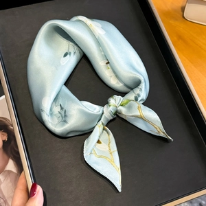 Carré De Satin Élégant Imprimé Fleur De Magnolia Foulard En Satin Mode Bandeau Pour Femmes