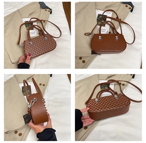 Detalle de bolso silla marrón con tachuelas de perlas y bordado acolchado fino