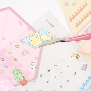 Λήψη macro από τρισδιάστατα αυτοκόλλητα scrapbooking για DIY σκηνές με τσιμπιδάκι