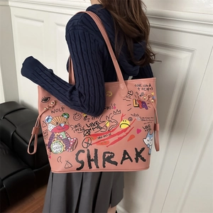 Sac fourre-tout en cuir rose avec graffiti d'ours de dessin animé et grande capacité