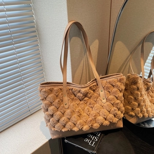 Plush Tote Bag Women Artificial Fur Large Capacity Shoulder Bag Soft PU Leather Bottom Winter Autumn Fashion Handbag