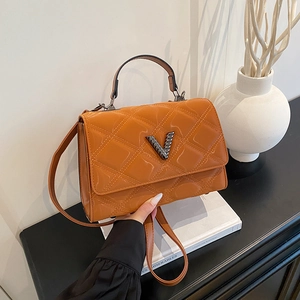 Sac à Main Femme Matelassé en Losange Cuir PU Haut de Gamme Boucle en Métal V Sac Bandoulière Sac à Épaule Carré Pour Voyage Quotidien