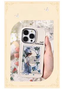 Λεπτομέρεια 3D ανάγλυφης θήκης iPhone με τέχνη μπλε τριαντάφυλλου και vintage πορτρέτο