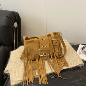 Women Bohemian Fringe Crossbody Bag Faux Suede Tassel Retro Shoulder Bag With Double Eyelet Metal Buckle Fashion