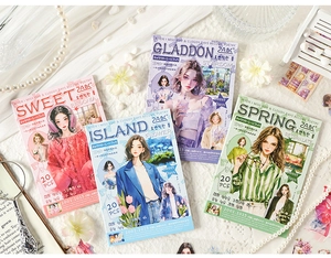 Dettaglio di adesivi DIY a tema floreale e ragazze per decorazione di diari e scrapbooking
