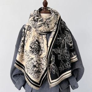 Peony pattern faux cashmere shawl with tassels in black and beige contrast