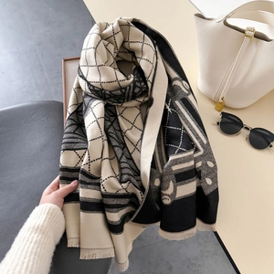 Elegant cashmere-feel winter scarf with geometric pattern and tassels for women