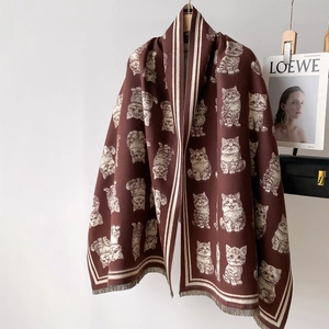 Coffee brown cashmere-feel cat print scarf with fringe and reversible knit pattern