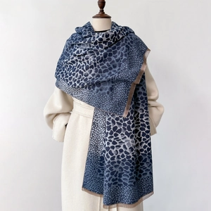 Écharpe Châle Imprimé Léopard Doux Imitation Cachemire Enveloppe D'hiver Chaude Pour Femmes Avec Gland Motif Animal Mode Longue
