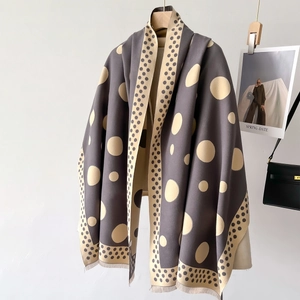 Reversible polka dot scarf in grey-purple and beige with fringe trim for winter
