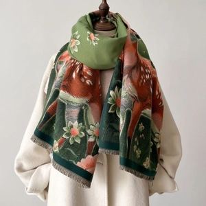 Winter reversible cashmere scarf with floral and deer jacquard patterns and fringe edges