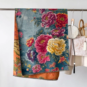 Élégant châle réversible à motif pivoine avec franges dans un style rétro chinois