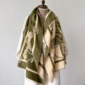 Chal grueso con estampado de caballo y cadena y flecos para mujer, ideal para invierno