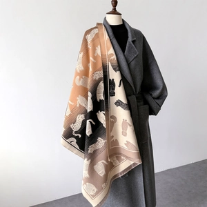 Chic cat print gradient knit scarf for winter with leopard patterns and soft fringe