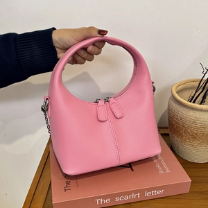 2025 Sac à Main Hobo Minimaliste en Cuir PU pour Femmes Mode Double Fermeture Éclair Chaîne Métal Sac Bandoulière Décontracté Voyage