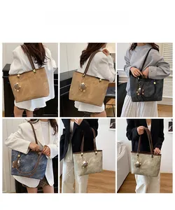 Vues détaillées d'un grand sac cabas en similicuir à texture de pierre en quatre couleurs
