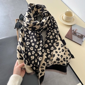 Houndstooth cashmere-feel winter scarf shawl with tassels in beige and black
