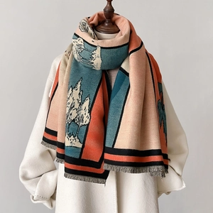 Thick color-block knit shawl scarf with retro landscape pattern and fringe detailing