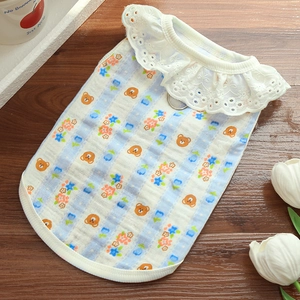 Detail of breathable striped pet vest with cartoon bears and white lace collar