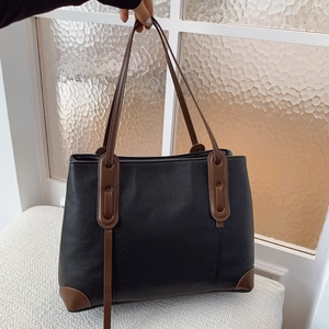 Borsa Tote Grande Capacità Donna Minimalista Pelle PU Martellata Moda Pendolare Borsa a Spalla Business Casual Viaggio