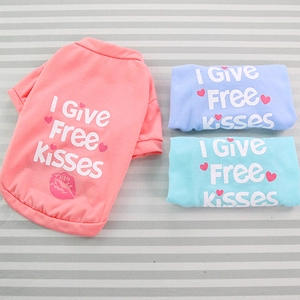 Three-pack cotton pet t-shirts in pink and blue with 'I Give Free Kisses' heart print
