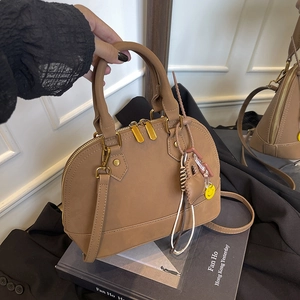 Borsa A Mano Conchiglia Retrò Pelle PU Opaca Borsa A Tracolla Vintage Cerniera Per Donne Con Pendente Cuore Smiley