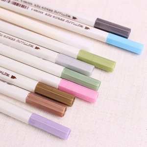 Metallic brush pen set with colorful tips for DIY scrapbooking and artistic drawing