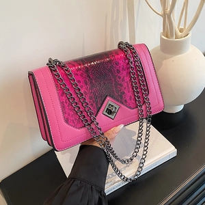 Snake Pattern Crossbody Bag PU Leather Stitching Chain Strap Retro Elegant Square Shoulder Bag Lock Closure For Women