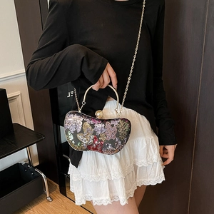Sac de soirée à paillettes avec poignée dorée et fermoir perle pour les fêtes élégantes