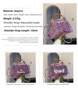 Vista macro della pochette con paillettes sfumate con dimensioni 28x19x8cm e dettagli viola