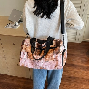 Große Reisetasche mit Vintage-Jeansdruck und verstellbarem Schultergurt für Damen