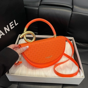 Women Half Moon Saddle Crossbody Bag Woven Texture PU Leather Gold Circular Metal Handle Shoulder Handbag Fashion Casual
