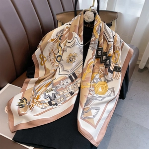Equestrian Horse Print Quadratisches Halstuch Seidig Satin Geometrisch Heraldisch Shawl Damen Retro Fashion Accessoire