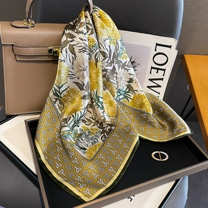 Retro Floral Print 100% Mulberry Satin Square Scarf Elegant Geometric Border Neck Kerchief For Women