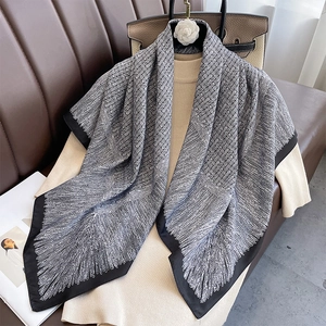 Eleganter Quadratischer Schal Mit Geometrischem Muster Aus Polyester Twill Für Damen Französischer Stil Vielseitig Seidig
