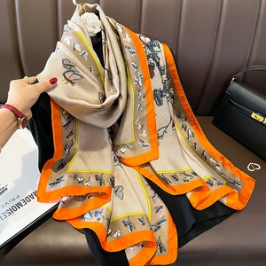 Châle Élégant En Faux Satin Femme Vintage Imprimé Papillon Grand Enveloppement Solaire Rétro Finition Satinée Léger