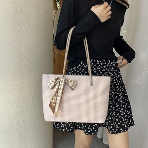 Chic beige jacquard tote bag with brown handles and a stylish houndstooth scarf bow