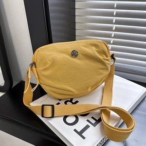 Lightweight Nylon Crossbody Bag Casual Fashion Half Moon Dumpling Shoulder Purse With Adjustable Strap For Women Travel