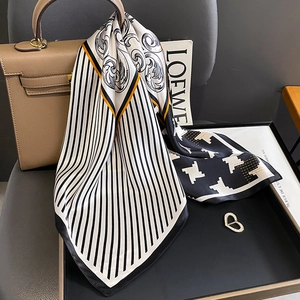 Pure Mulberry Satin Square Scarf Houndstooth Baroque Print Neckerchief Women Elegant Fashion Office Professional Shawl