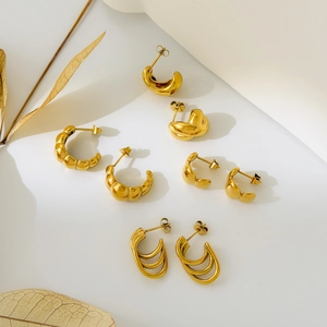Chunky Croissant Hoop Earrings 18K Gold Plated 304 Stainless Steel Minimalist Geometric Layered Intertwined Stud Jewelry
