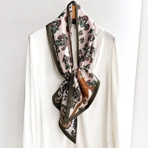 Retro Leopard Floral Print Skinny Scarf Satin Like Polyester Neck Wrap Elegant Fashion Long Ribbon Accessory For Women